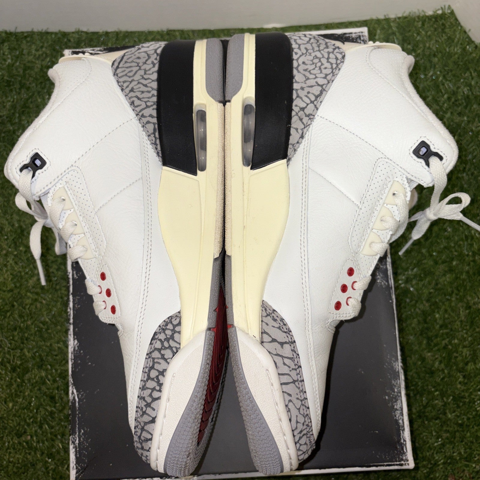 Air Jordan 3 Retro "WHITE CEMENT REIMAGINED" 2023 - Size 10.5 - dn3707 100 (1-..2
