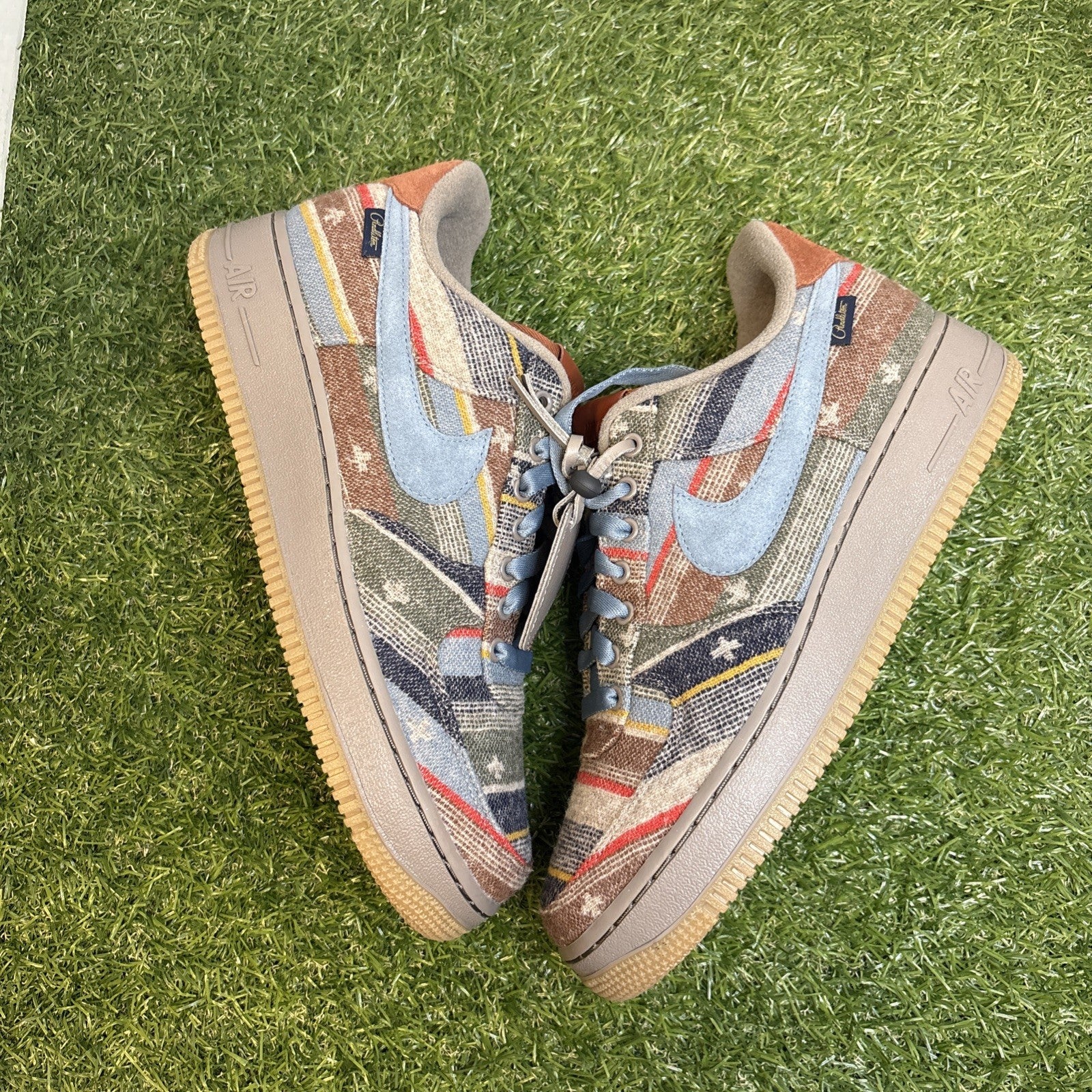 SiZE 8.5- NIKE ID NIKE BY YOU AIR FORCE ONE0