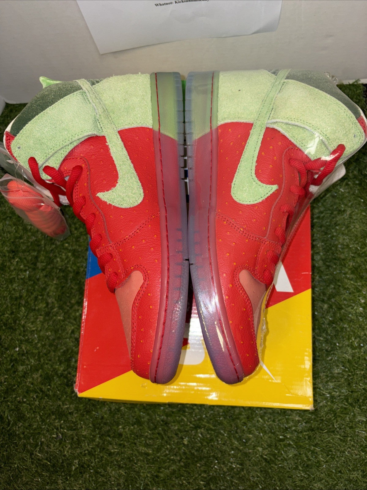 Size 10.5   Nike SB Dunk High Strawberry Cough2